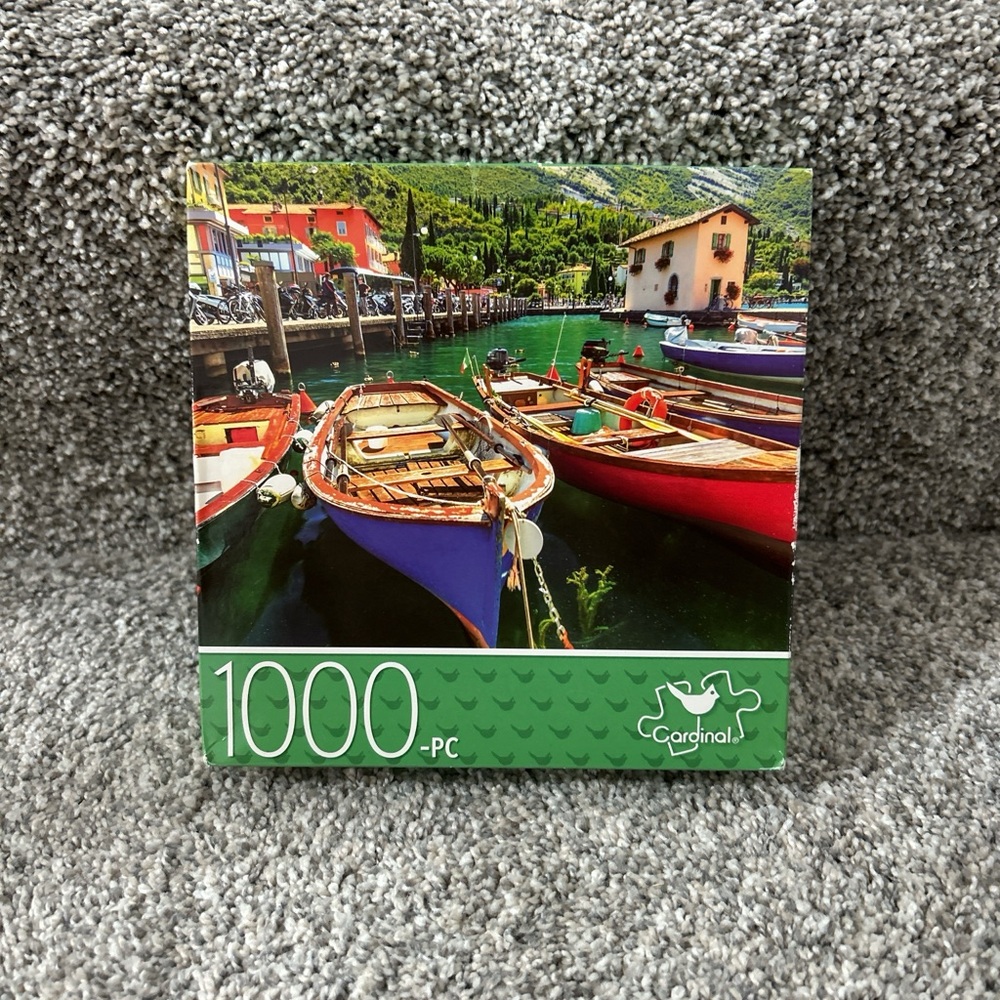 Cardinal 1000-Piece Colorful Boats Puzzle